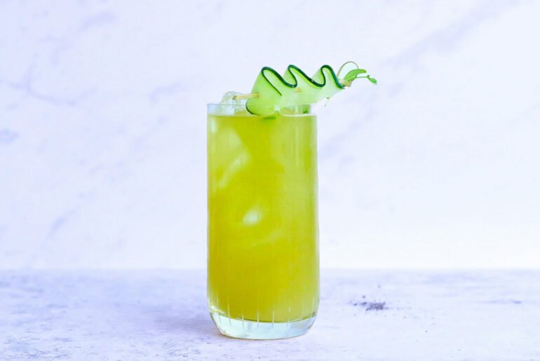 Healthy Recipes: Mint Lemonade Recipe by The Mediocre Cook