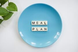 How to meal plan, diet plan, eating healthy article by The Mediocre Cook